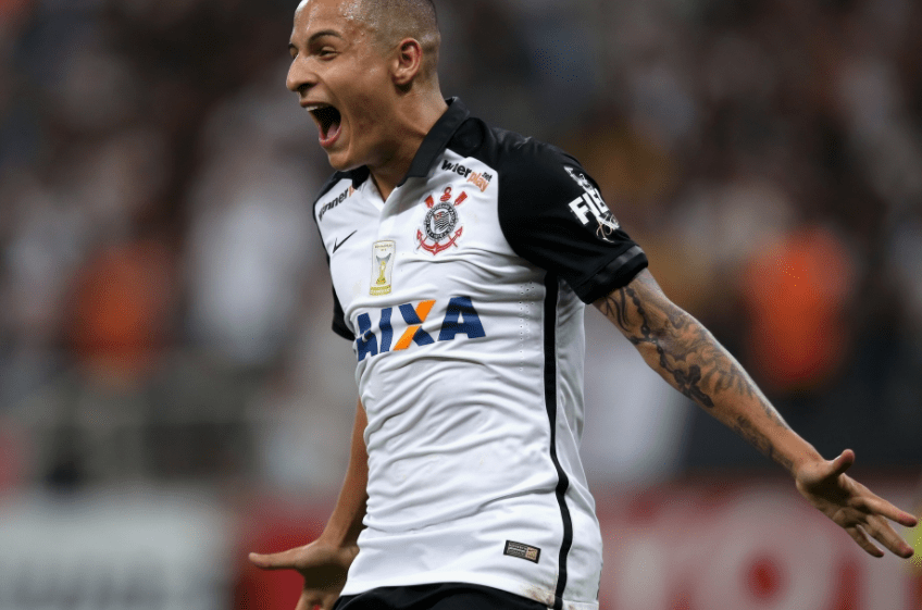 英雄联盟S15全球赛-窗口期多伦多猛龙备战西甲，主帅复盘细节曝光，话题不断，临场指挥获称赞的简单介绍