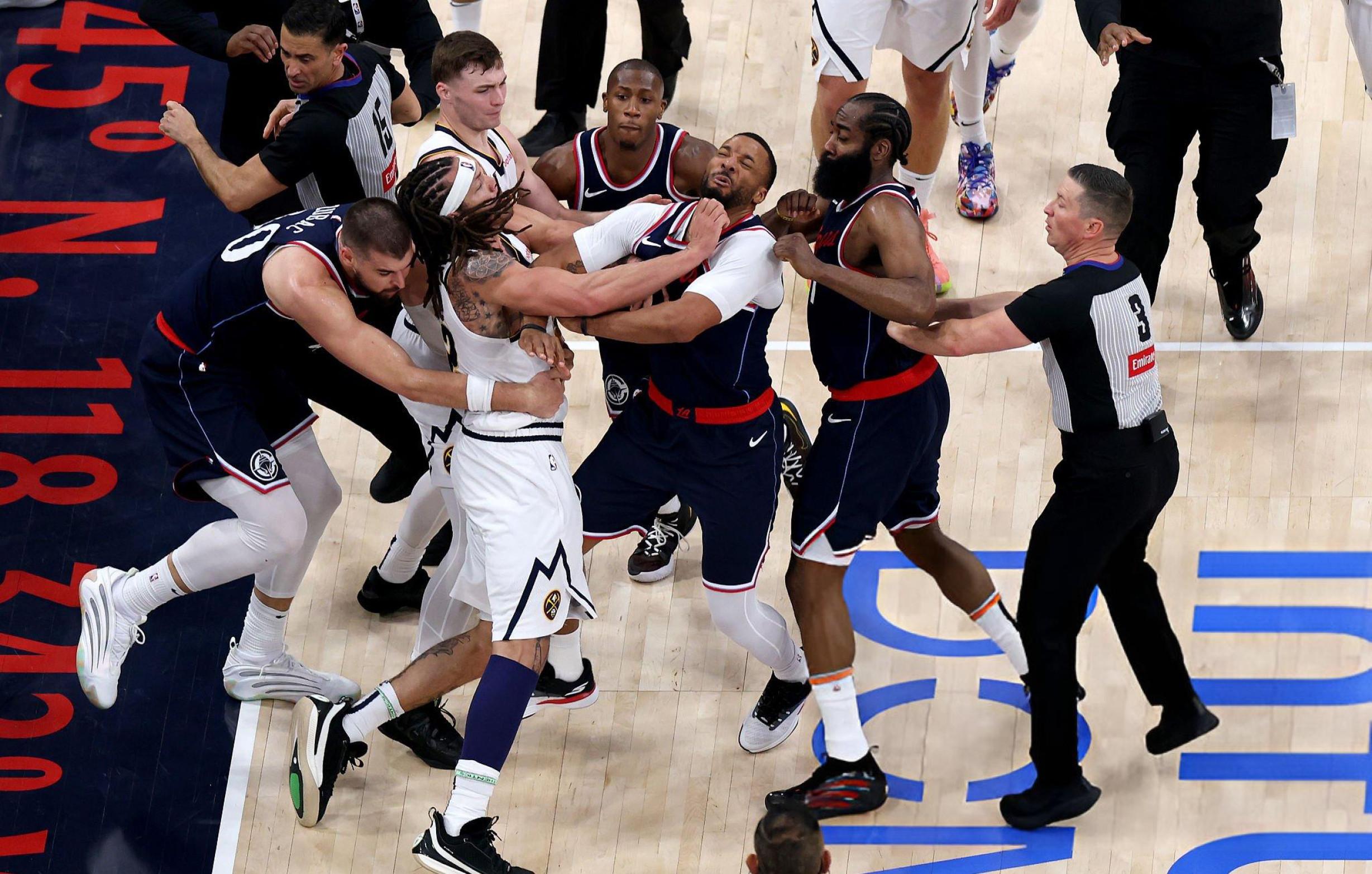 赛后突围战来临，多特蒙德围绕NBA季后赛临场应变，质疑声仍在，球探报告显示潜力的简单介绍