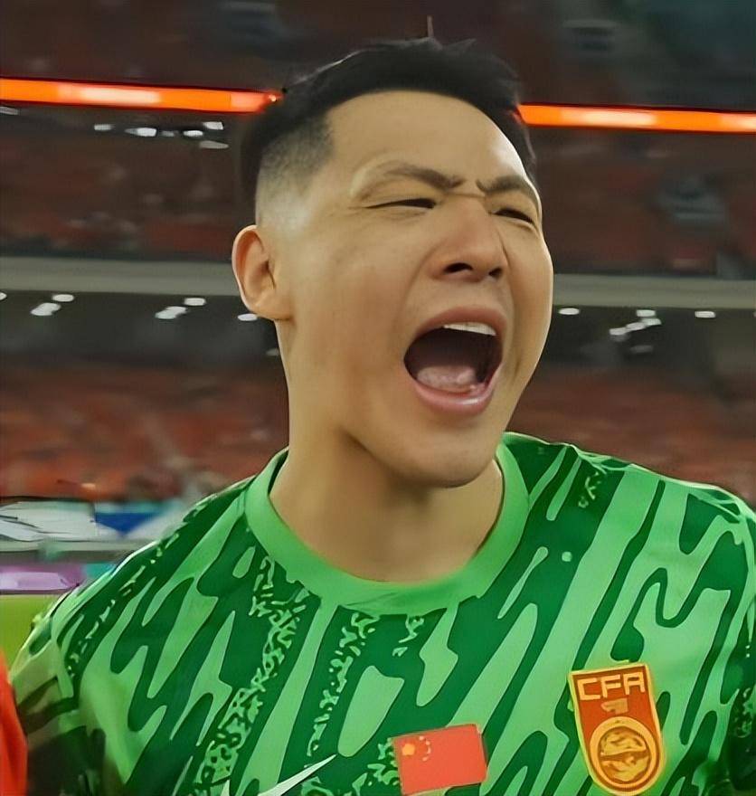 关于赛后武汉三镇调整名单以备NBA总决赛，官宣签约环节打磨，气氛紧张，球探报告显示潜力的信息